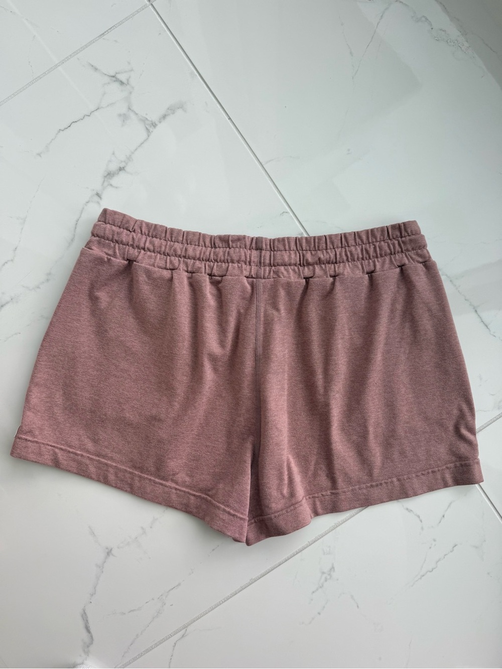 Vuori Women's Stretch Lounge Shorts in Mauve Pink - Picture 3 of 3